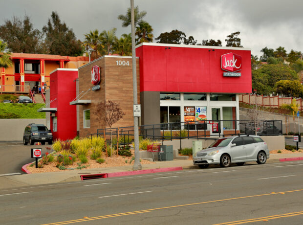 Freestanding Drive-Thru Restaurant Property – Vista